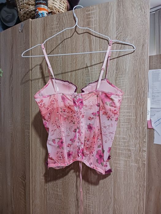 Корсет на цветя розов