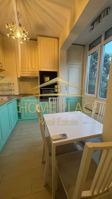 Дава се под наем Двустаен апартамент в Варна, Левски - 65 кв.м за 612 € - Снимка #2