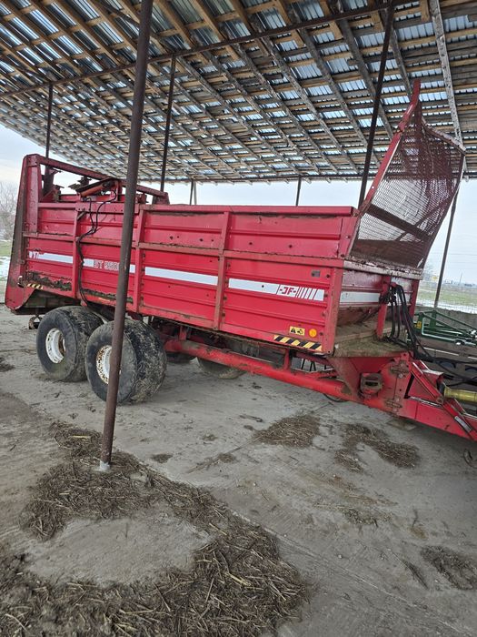 Presă baloți, cositoare , greblă krone, remorcă gunoi grajd