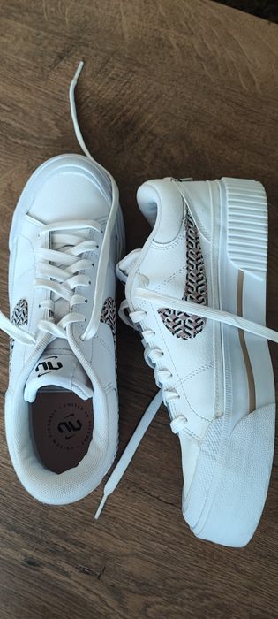 Дамски кецове Nike