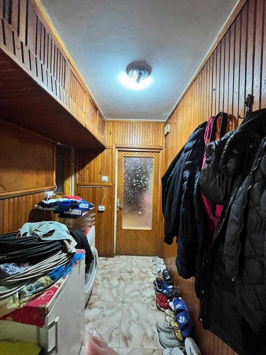 Apartament 2 camere semidecomandat