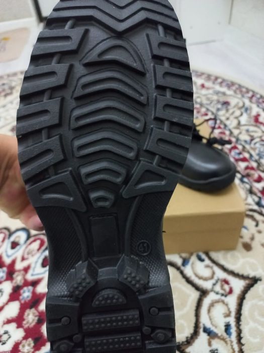 Продаётся берцы летние.