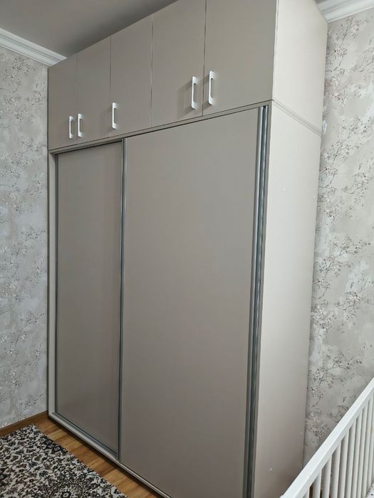 Шкаф купе в отличном состоянии