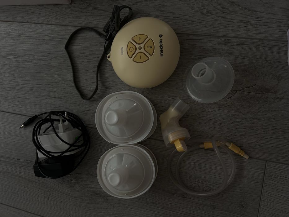 Pompă de sân Medela