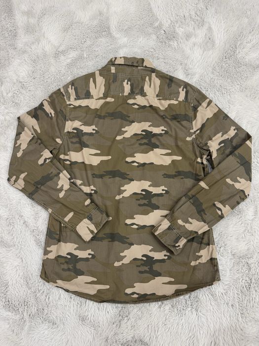 Мъжка риза GUESS . Размер L