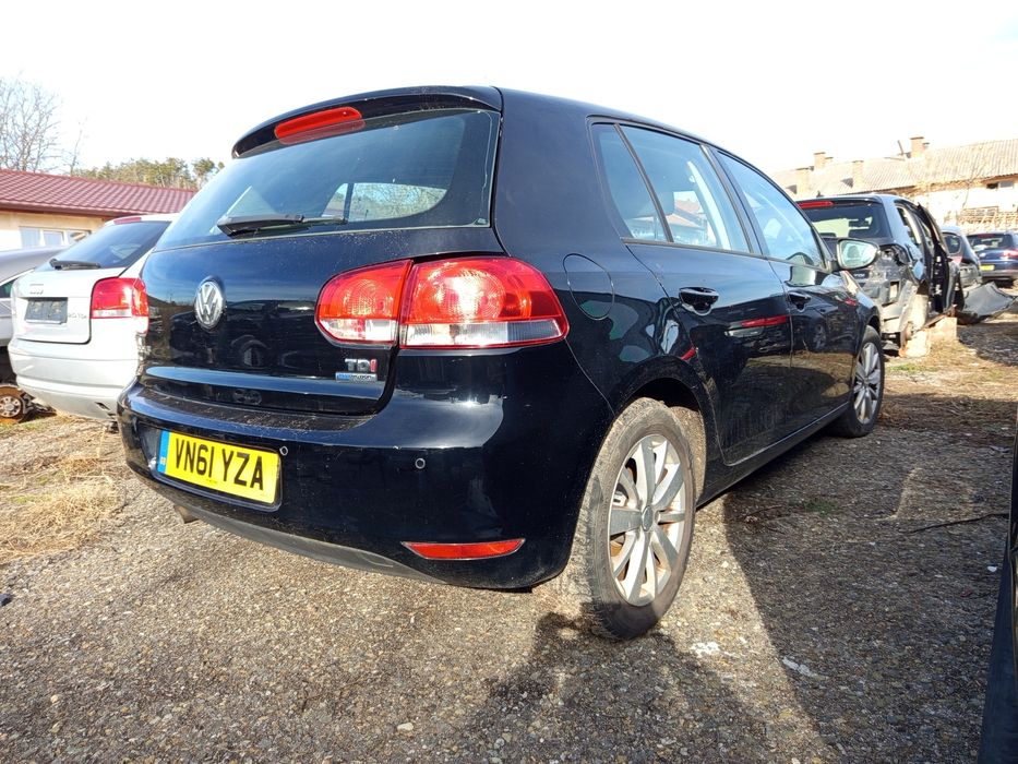 Фолксваген Голф 6 1.6 тди 2011год