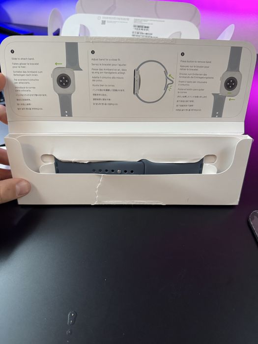 Apple watch seria 11 impecabil, plus o curea .