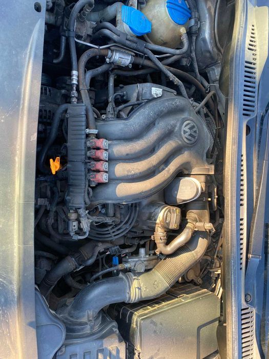 VW Touran 2.0 BSX НА ЧАСТИ метан бензин туаран