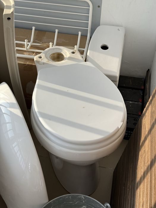 Продам унитаз и раковину за 20 тыс