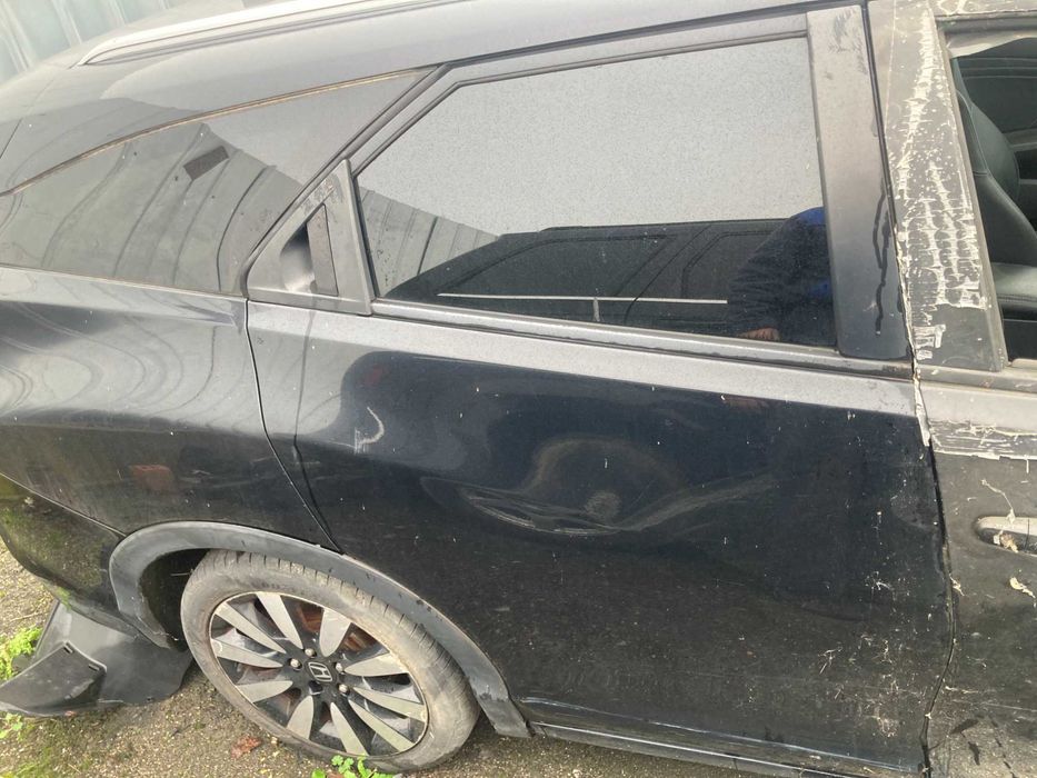 Врата врати лява дясна хонда сивик 9 комби honda civic wagon