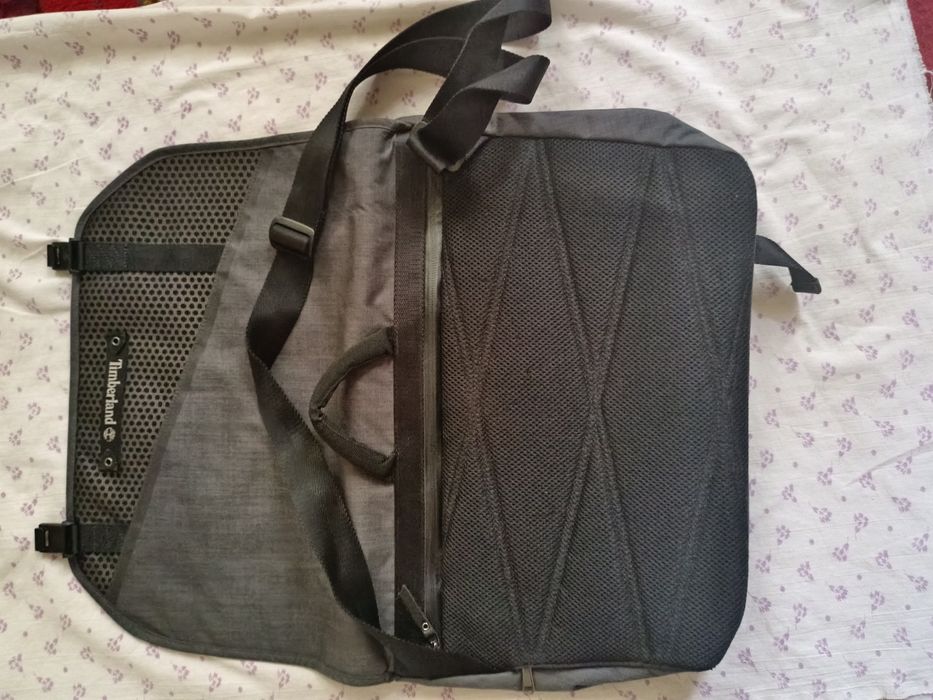 Сумка через плечо. Для ноутбука