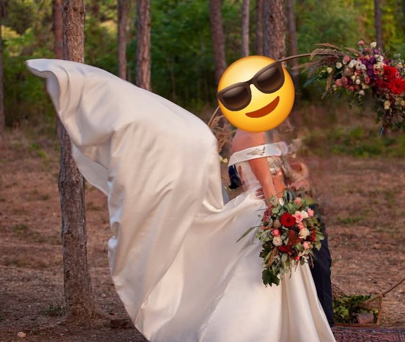 Сватбена рокля Eva Lendel