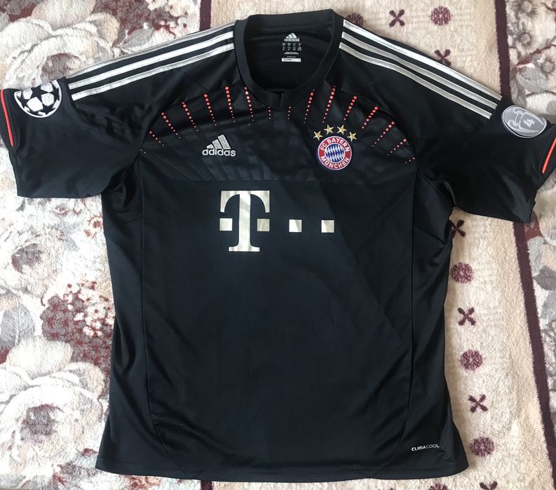 Футболна тениски Фенербахче Барселона Айнтрахт