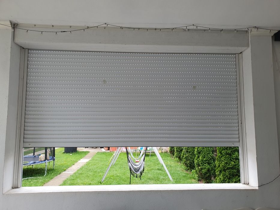 Rulou alb din aluminiu cu motor electric Somfi 275/190