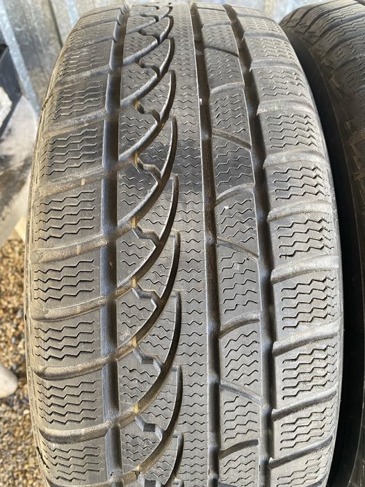 215/55/17 Зимни