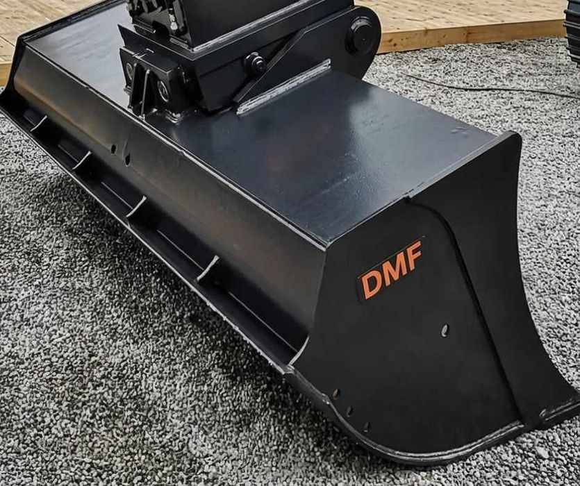 Планировъчна кофа за багер (10–12 тона) – Налична!