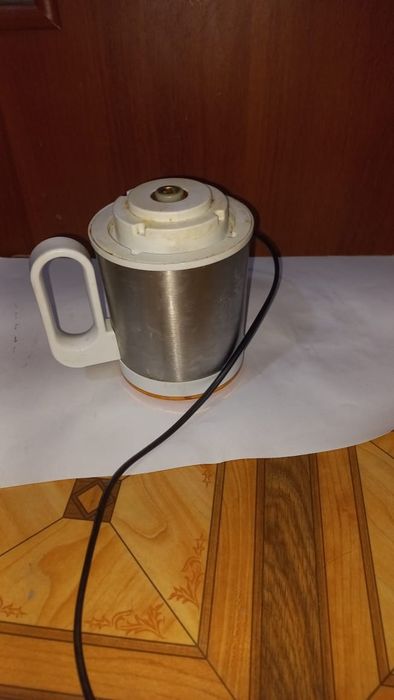 Продам Блендер измельчитель Рабочий. Модель SCT-2012