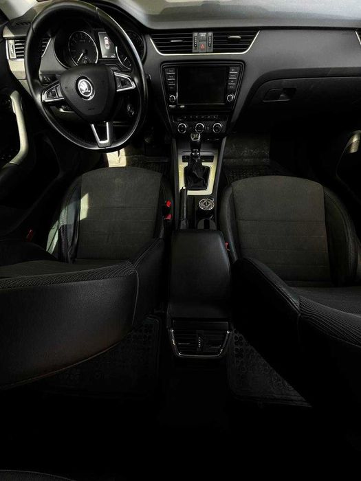 SKODA Octavia 2016 — imagine 5
