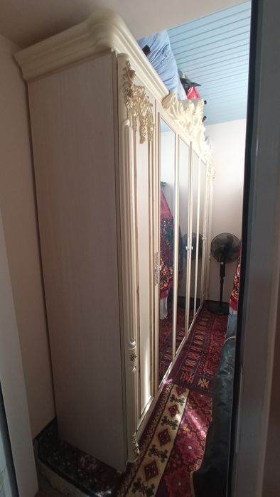 Mebel sotiladi BU. Holati yangidek