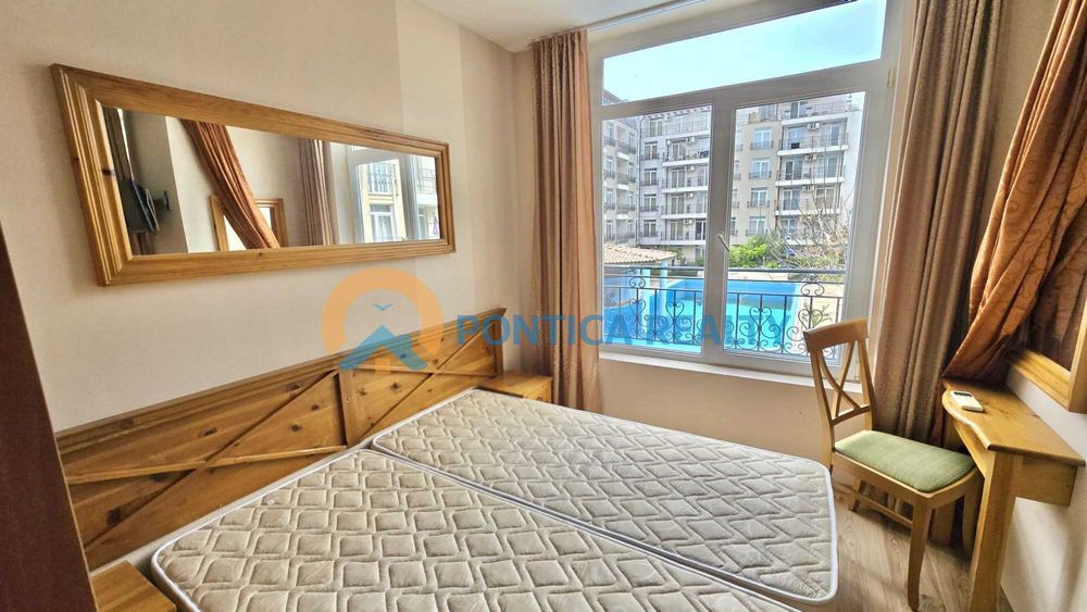 Тристаен апартамент в луксозен комплекс в Слънчев Бряг