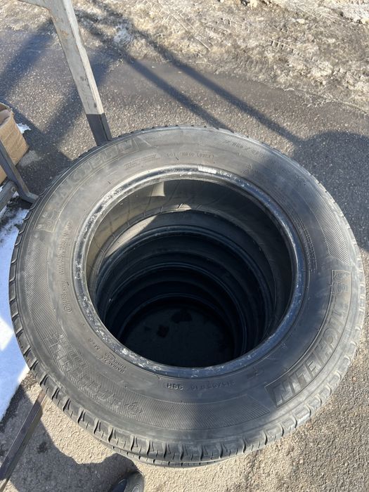 Шины MICHELIN 215/65/16