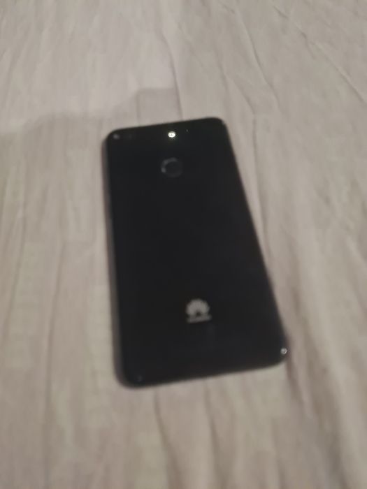 Vând huawei p8 lite 2017