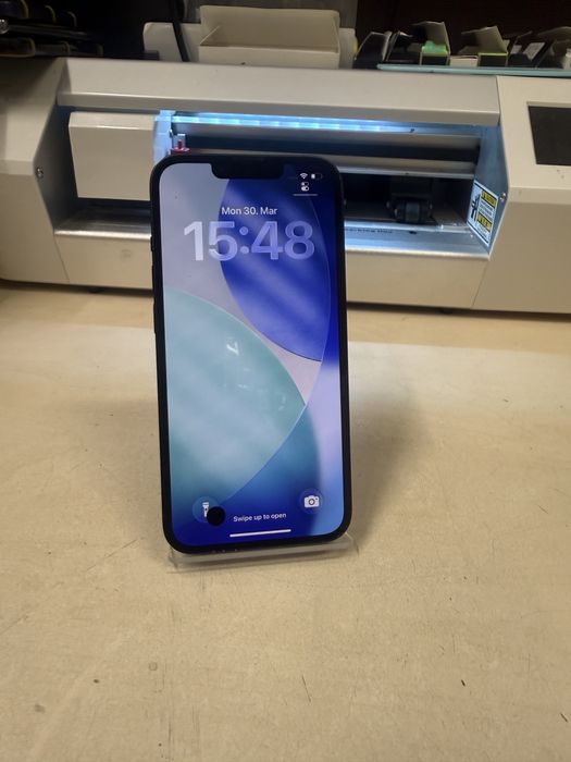 Iphone 13 / 128 gb  / garantie