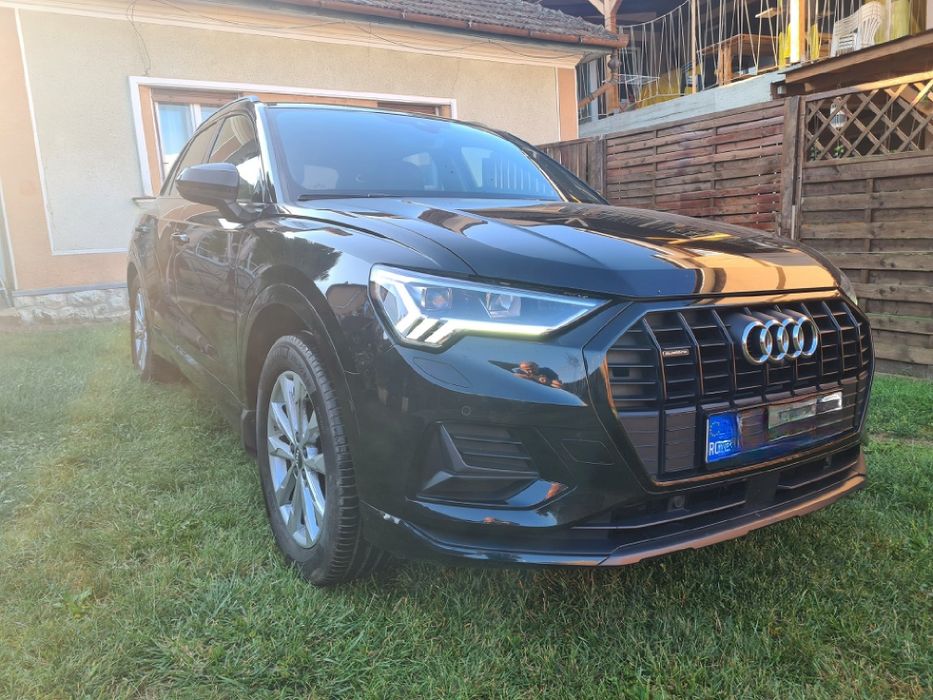 Audi q3 2019 advanced s-line