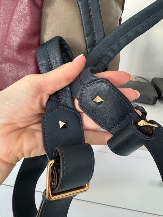 Valentino Garavani - Rockstud 100% естествена кожа раница