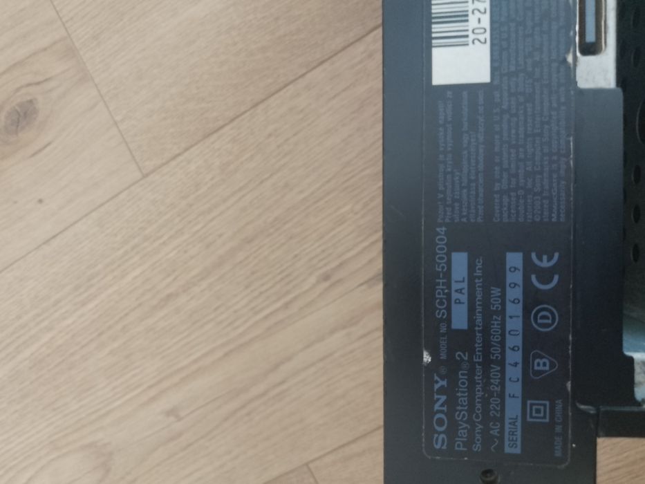 Продавам Playstation 2 FAT