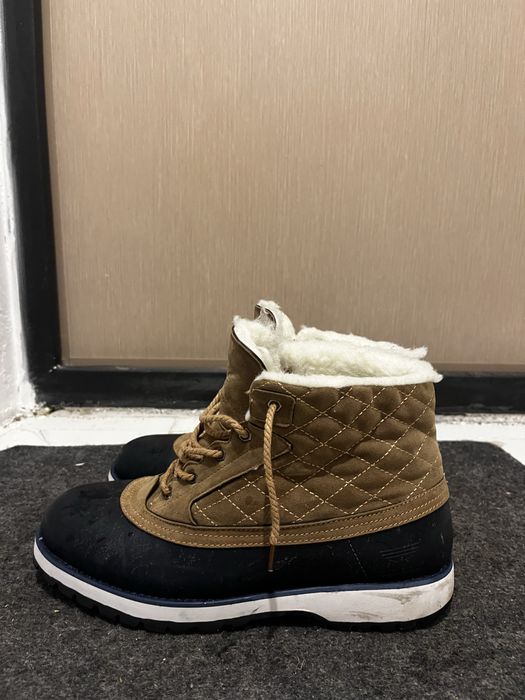 Продам зимние кроссовки/ботинки от Adıdas