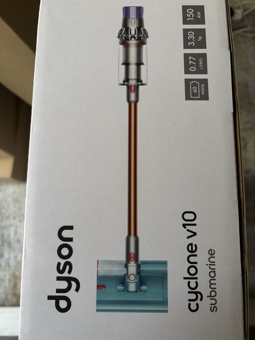 Dyson cyclone v10 submarine