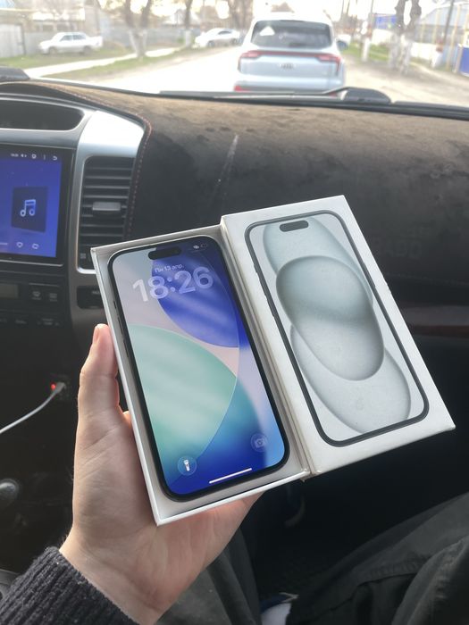 Продам Айфон 15 черный