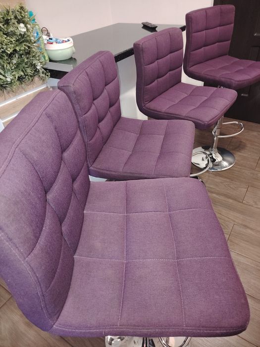 Vând 4  scaune bucătărie