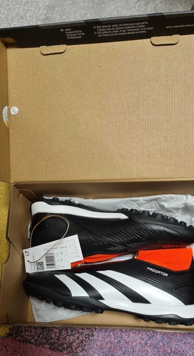 Нови мъжки футболни обувки