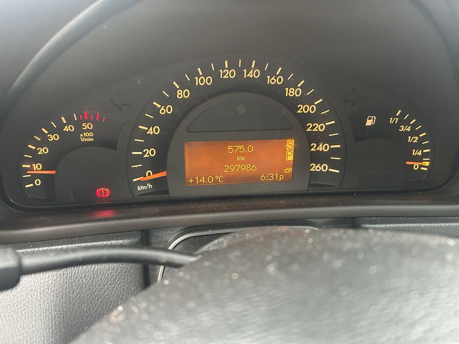 Мерцедес Ц класа 2,2цди на части/mercedes w203 c-clase2,2cdi na chasti
