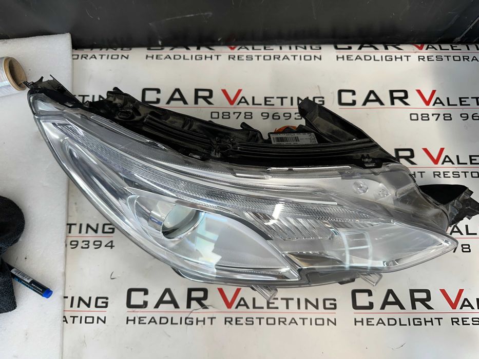 Фар фарове десен Пежо 2008 А94 far farove Peugeot 2008 А94