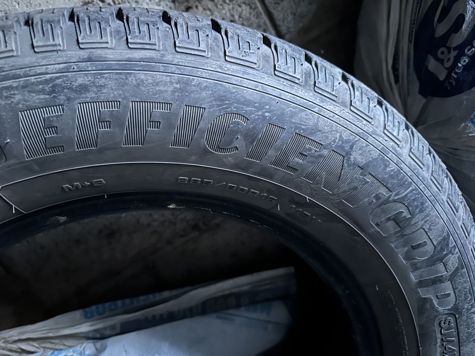 Резина летняя Goodyear EfficientGrip 285/60/18