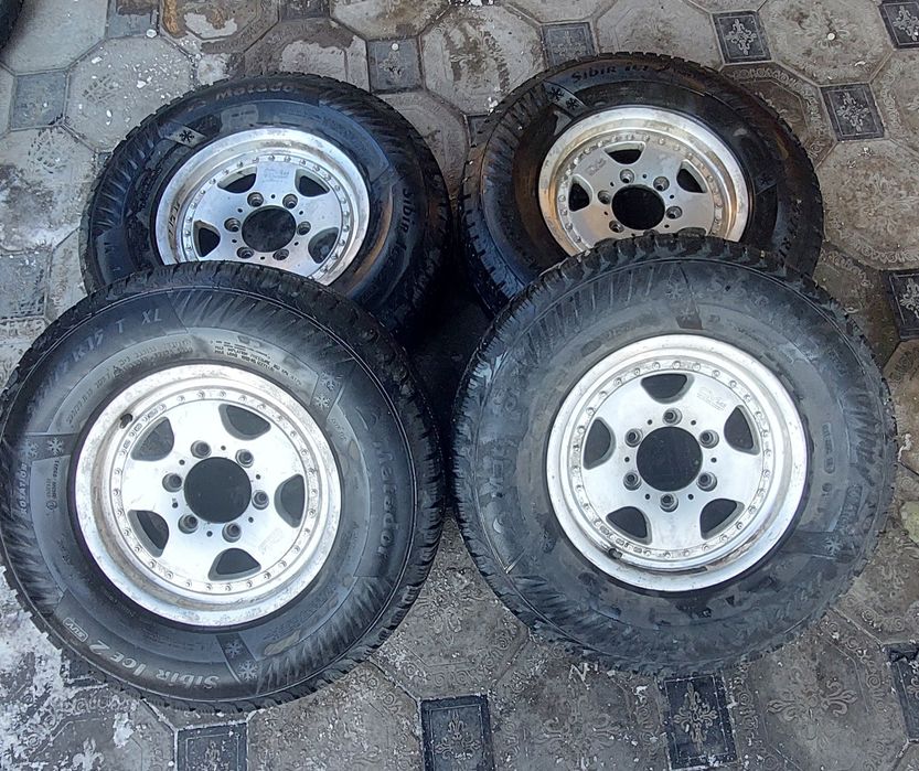 Продам колеса с дисками r15