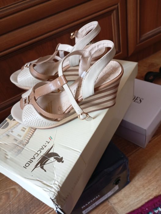 Женская обувь б/у