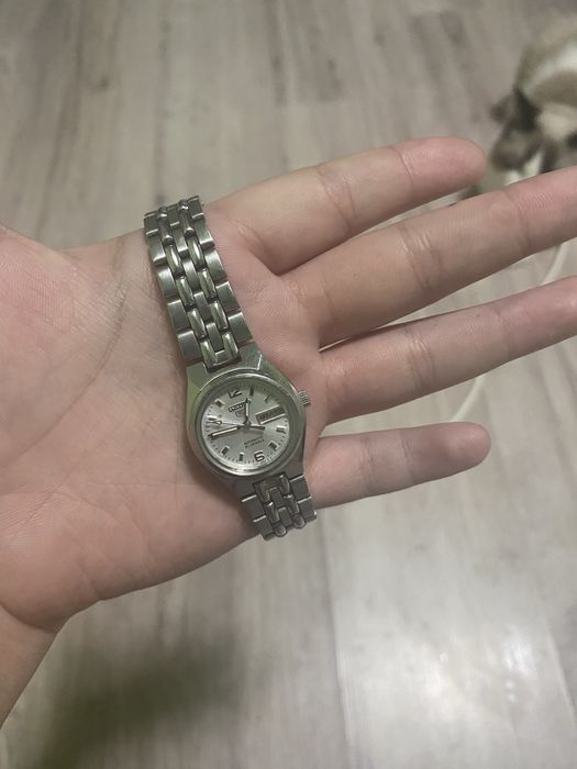 Vând sau schimb ceas de damă Seiko 5 Automatic 21 Jewels 4207