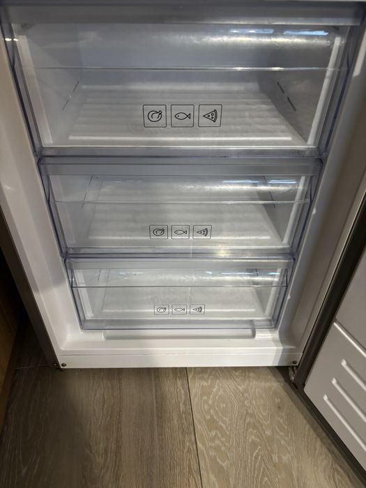 На части хладилник