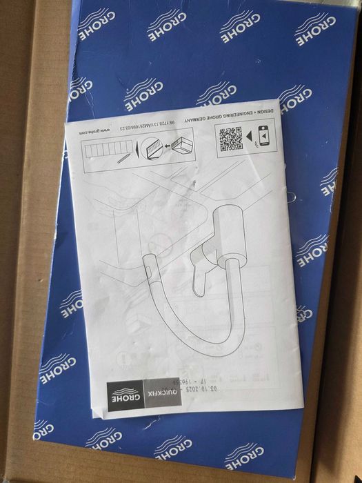 Baterie bucătărie GROHE Start Curve 30562000, baterie monocomandă pentru chiuvetă, aerator extractibil, gură înaltă, zonă de rotație 360°