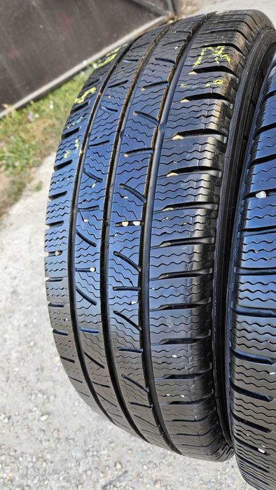 215/65 R16C • Iarna • Pirelli Carrier Winter 109/107R | 2 buc | Pret/buc