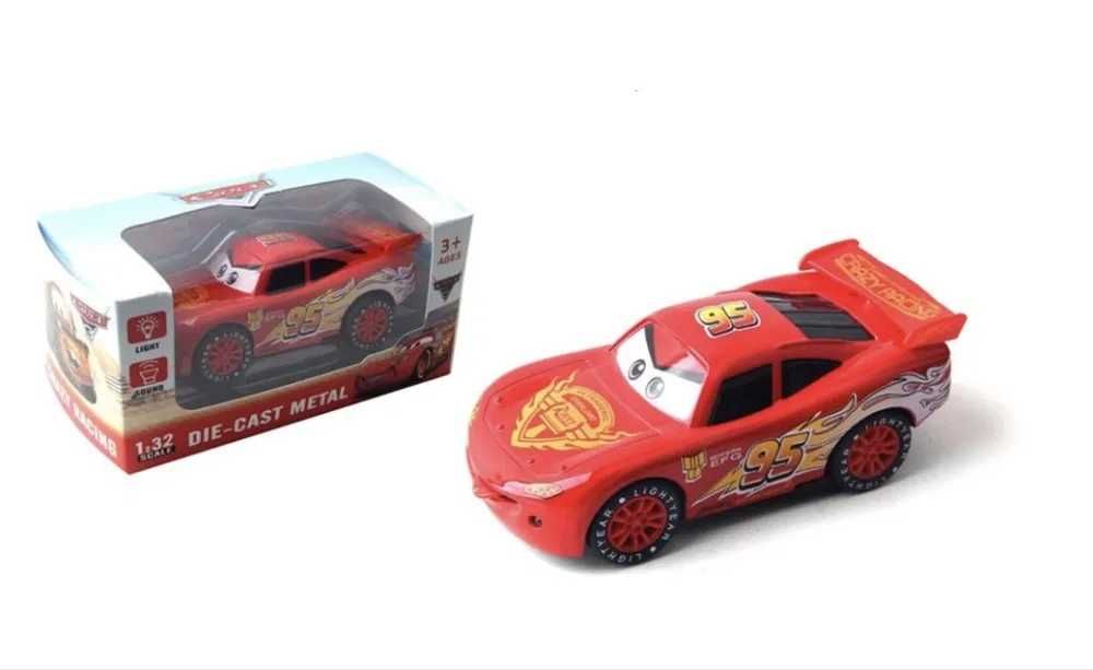 Метална кола на МакКуин със звук и светлина The Cars McQueen