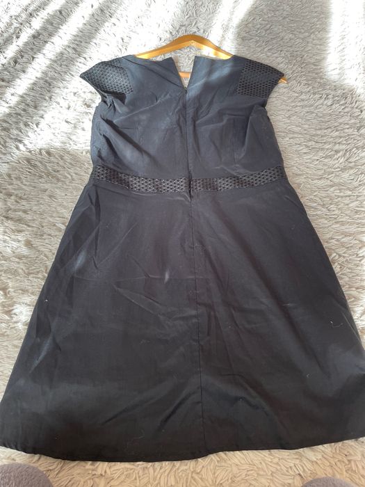 Черна рокля елегантна