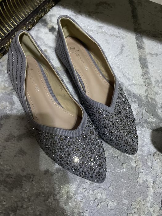 Все балетки по 2000 тг