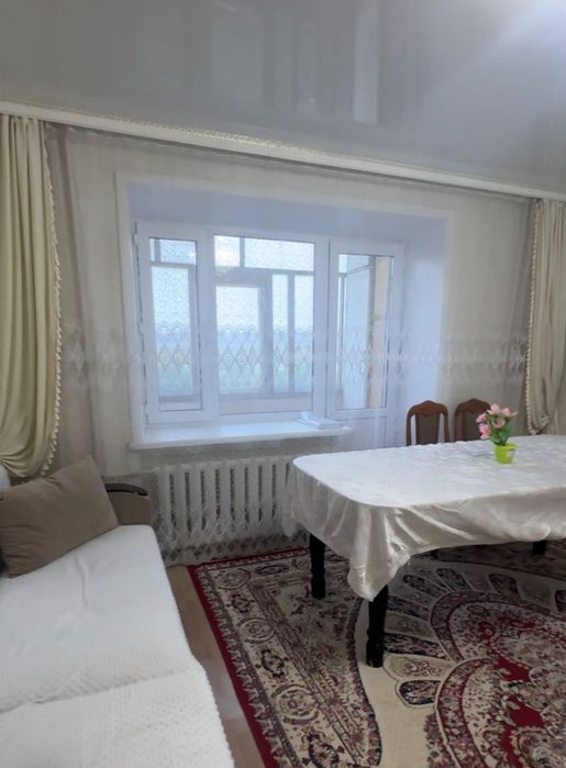 Ұзақ мерзімге 4 бөлмелі пәтер беріледі