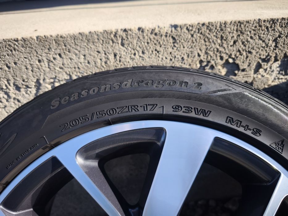 Jante originale Renault Celsium R17 5x114.3 ET43 – Megane 4 – OEM