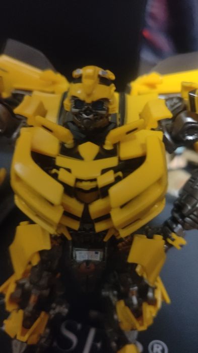WW-01 KO Transformers Bumblebee